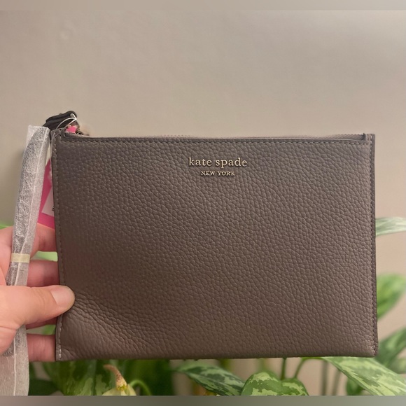 Kate Spade ♠️ wristlet - Picture 5 of 10